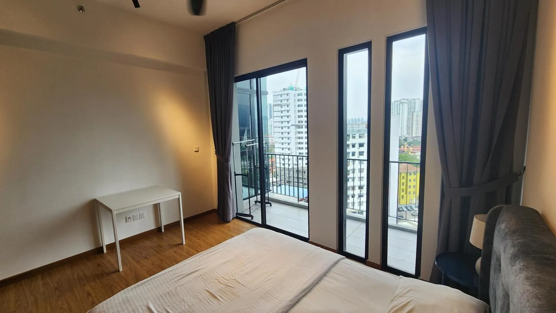 Beacon Executive Suites George Town